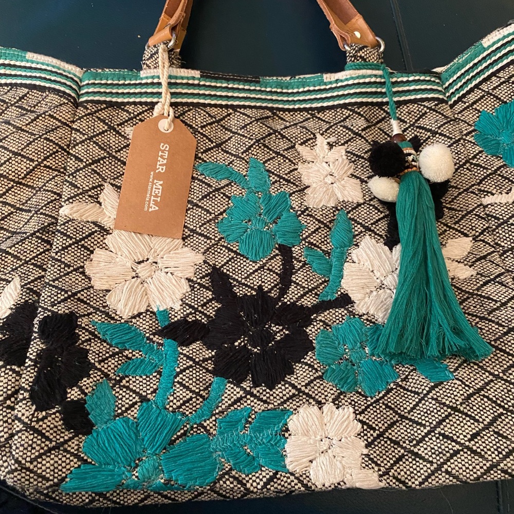 StarMela Amaris Tote